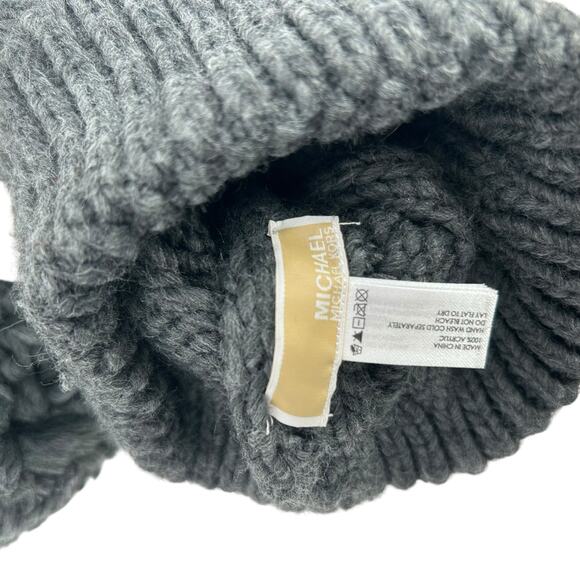 NWT Michael Kors Cable Kint Teddy Fleece Faux Fur Pom Pom Beanie Derby Grey NEW - Picture 6 of 6